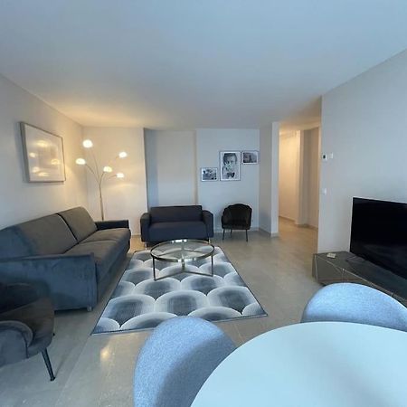 Le Mont-Veyrier, Parking Et Vue Apartment อานซี ภายนอก รูปภาพ